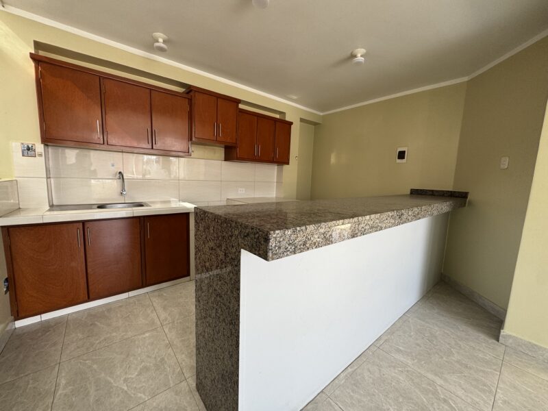 SE ALQUILA DEPARTAMENTO CERCA A LA UPT