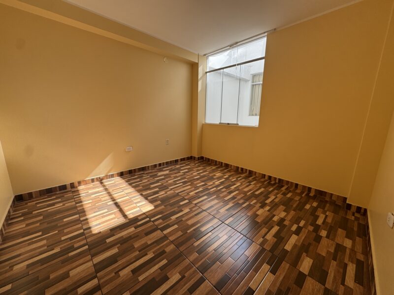 SE ALQUILA DEPARTAMENTO EN 3 PISO CERCA A LA UPT