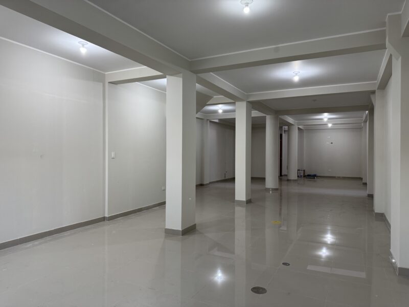 SE ALQUILA LOCAL COMERCIAL EN CONO SUR - AV. BOHEMIA TACNEÑA