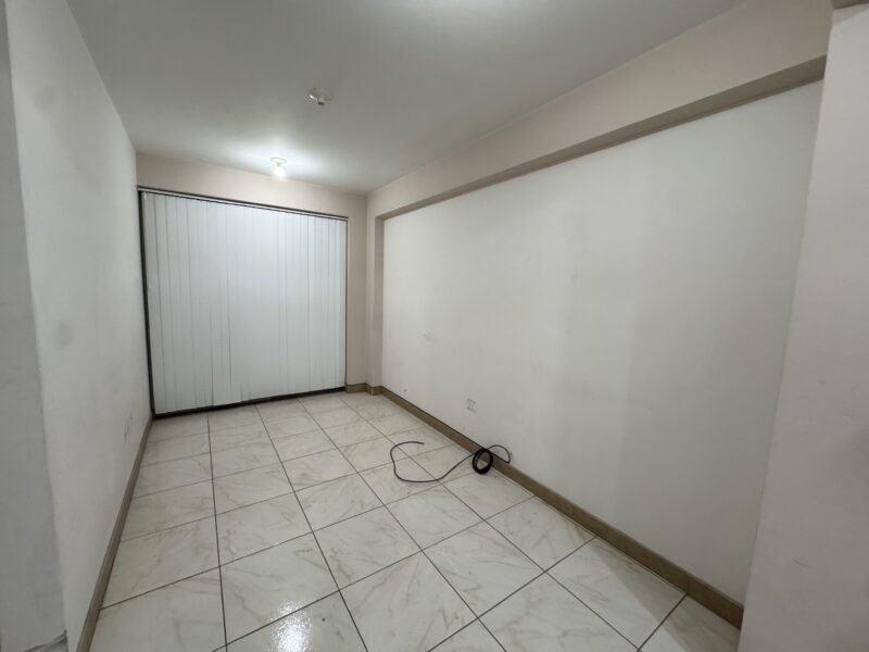SE ALQUILA OFICINA EN UN TERCER PISO PLENO CENTRO DE TACNA